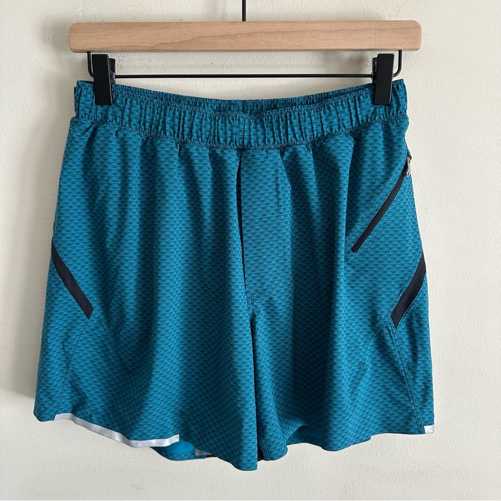 Lululemon Men’s Surge Shorts 5" Lined Teal Black Geo Print Pattern M